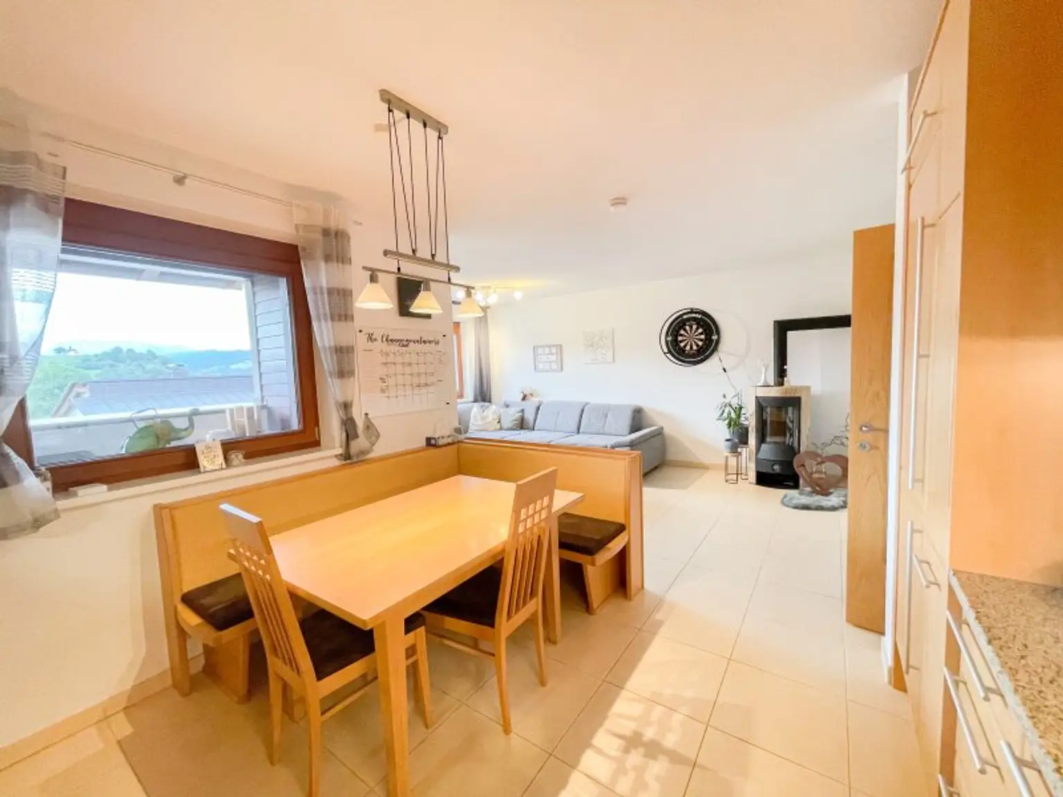 Familientraum 4-Zimmer-Wohnung in absoluter Ruhelage