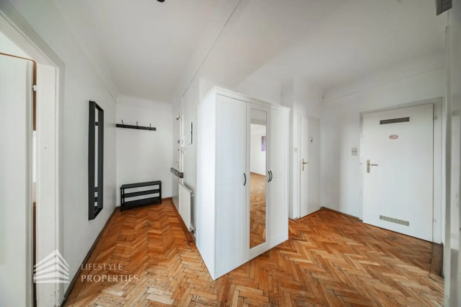 Schöne 2-Zimmer Wohnung, Nähe Meiselmarkt