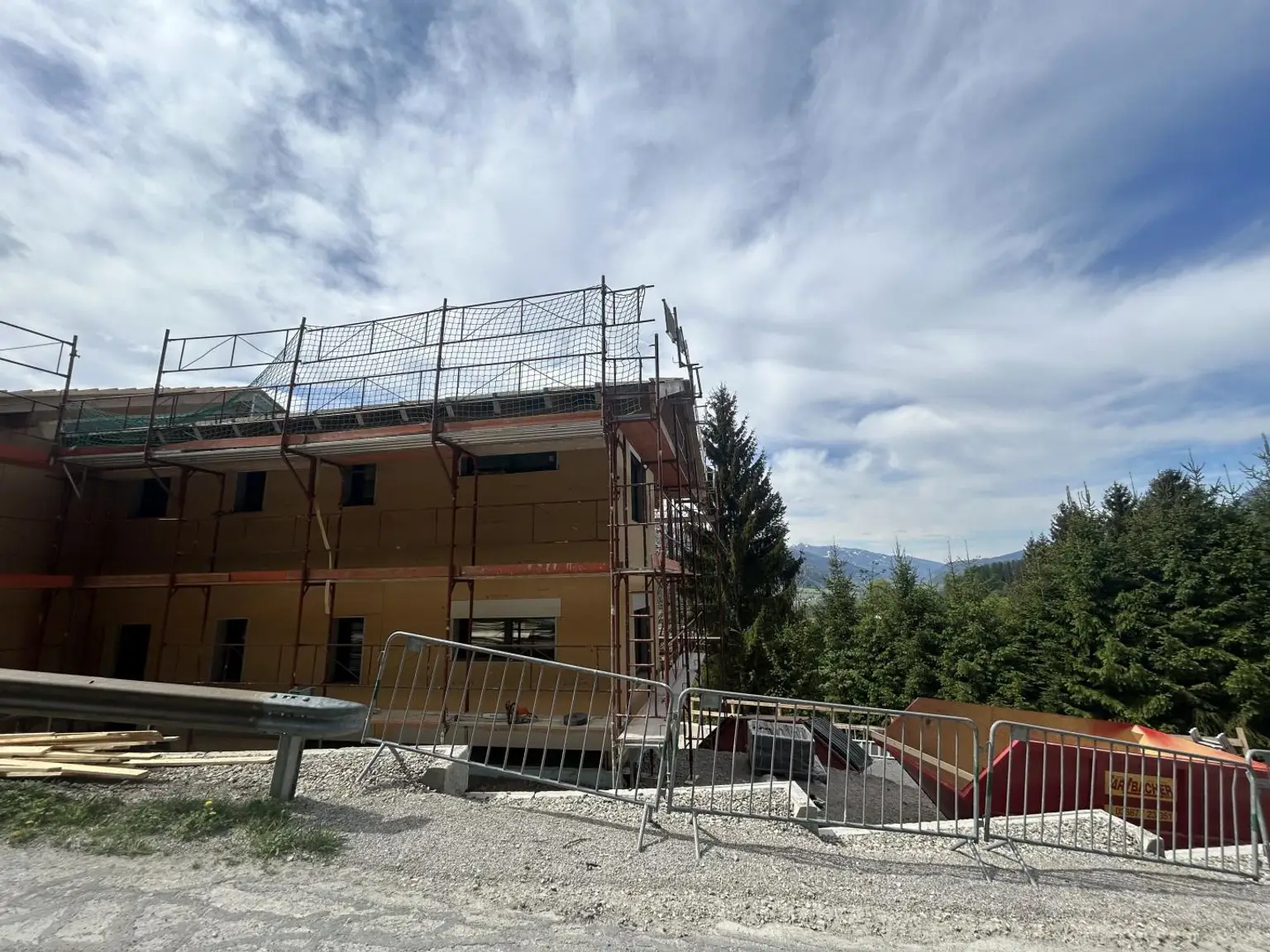 Die Arbeiten laufen auf Hochtouren.. (6)