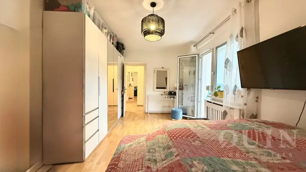 Moderne 3-Zimmer-Wohnung mit Balkon in Hetzendorf – kernsaniert & bestens angebunden