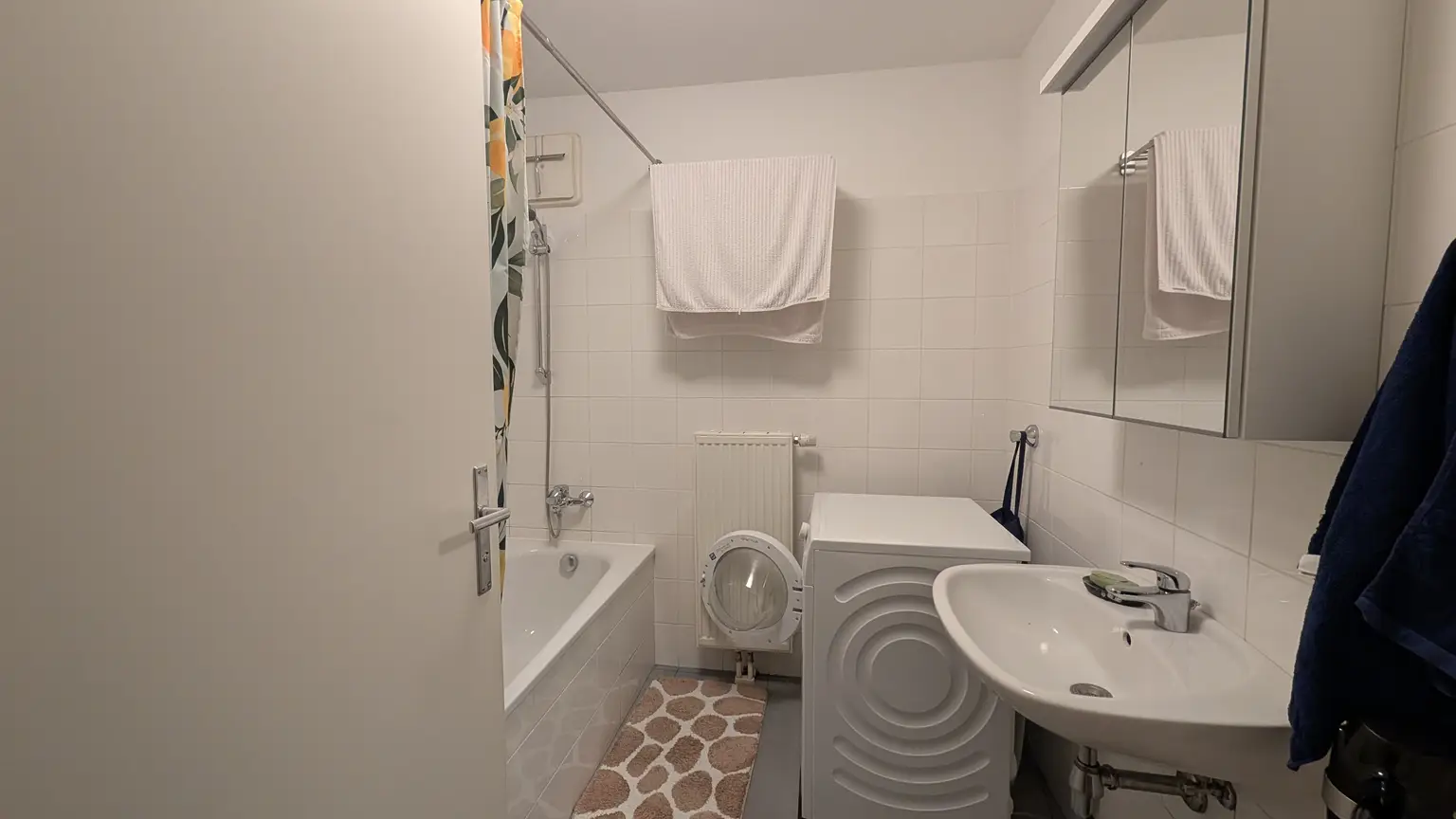 Modernes helles City-Apartment in U1 - UNO-CITY - PRATERNÄHE !