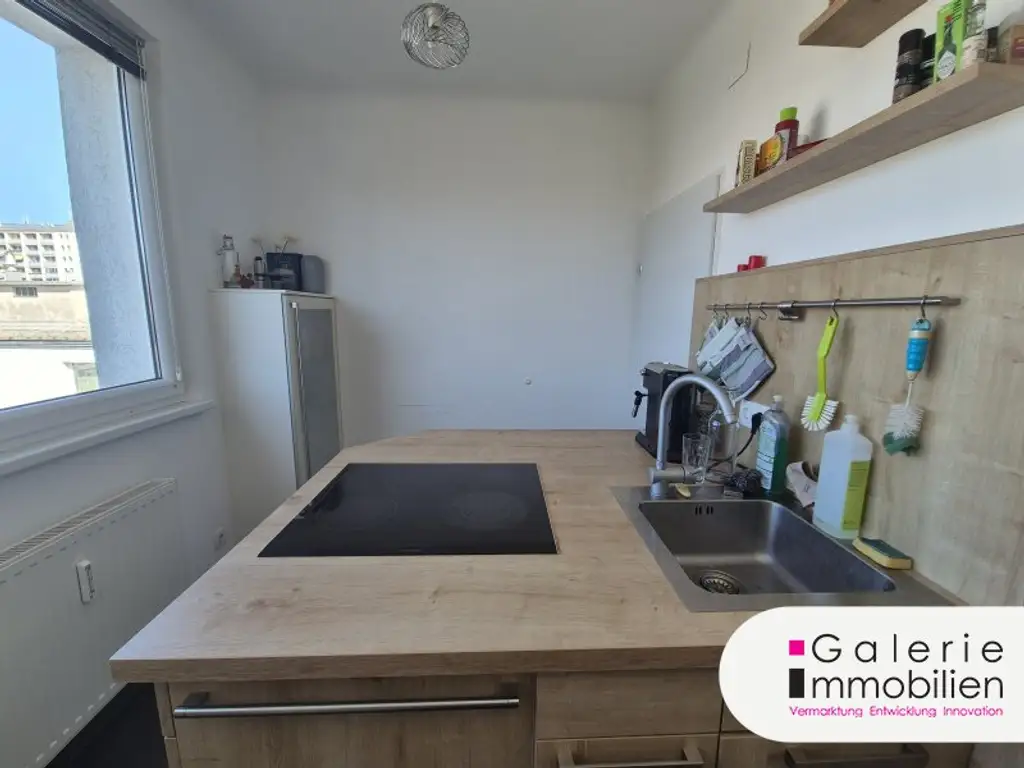 Top-Wohnung mit Loggia - zentral begehbar - Weitblick