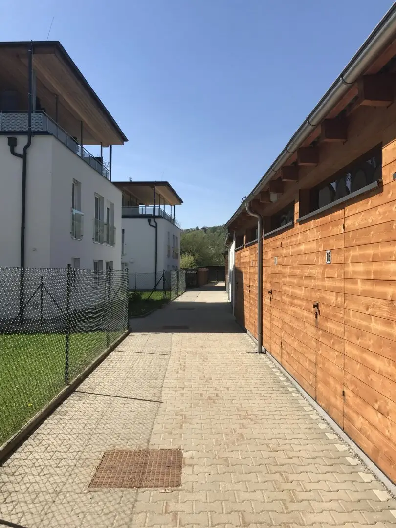 Modernes Wohnjuwel im Pielachtal: Exklusive Maisonette mit zwei Panoramaterrassen!