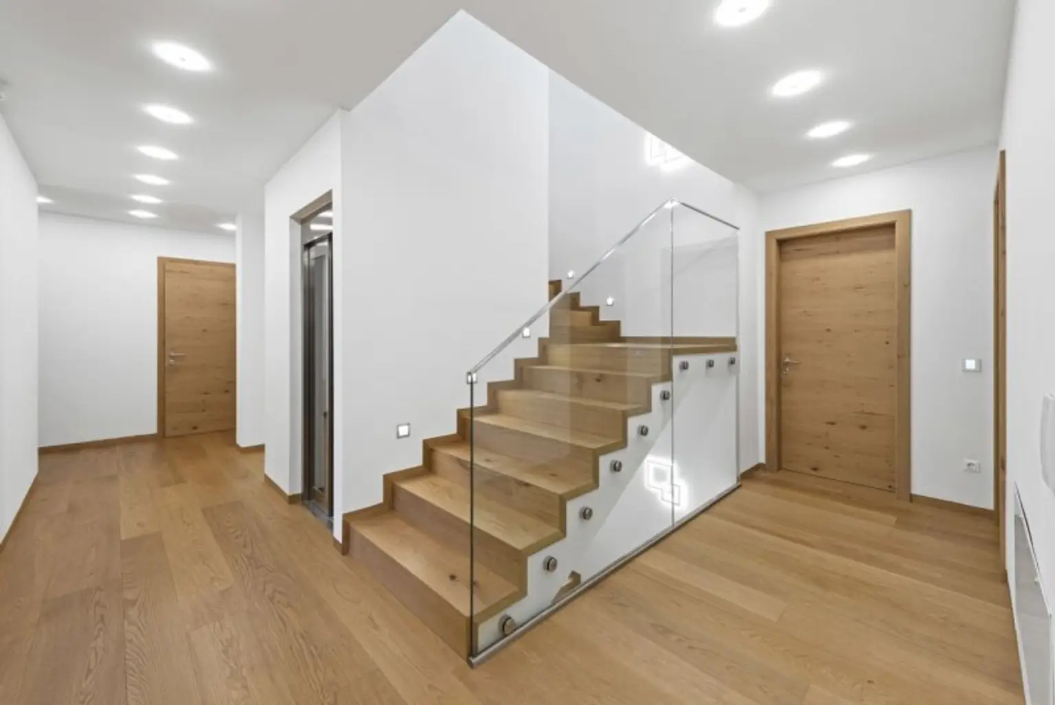 Großzügige High-End-Familienvilla der Extraklasse.