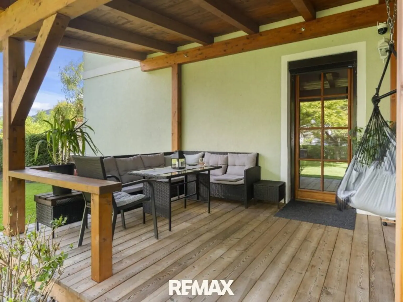 Überdachte Terrasse