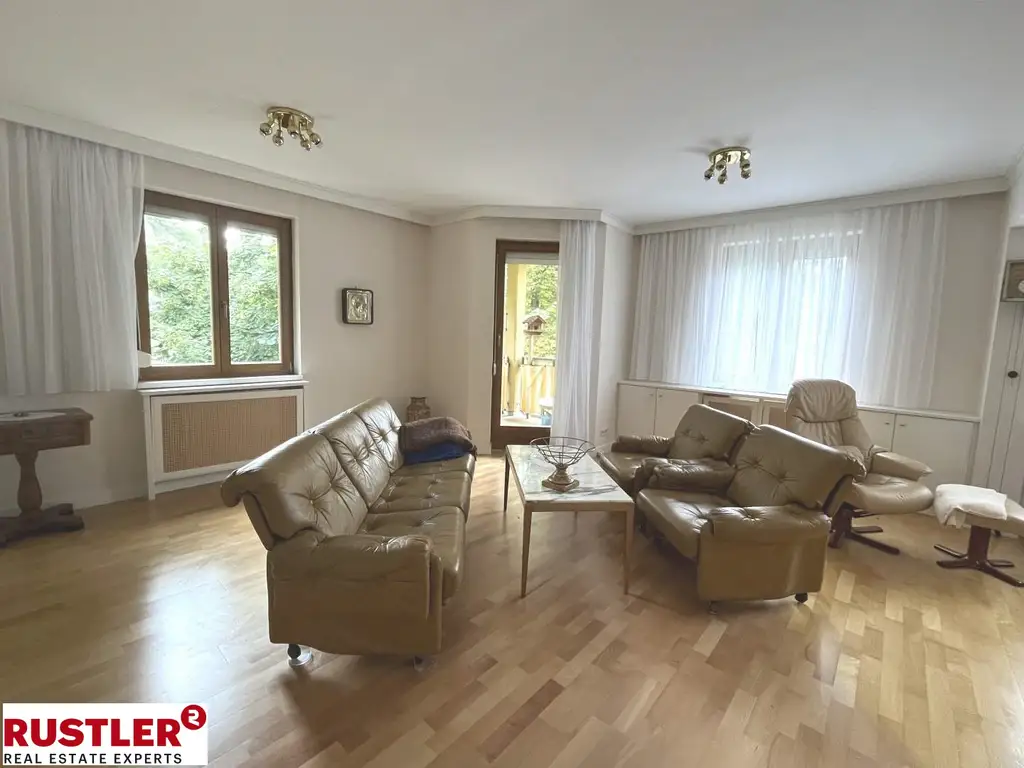 Großzügige 2 Zimmerwohnung mit Loggia