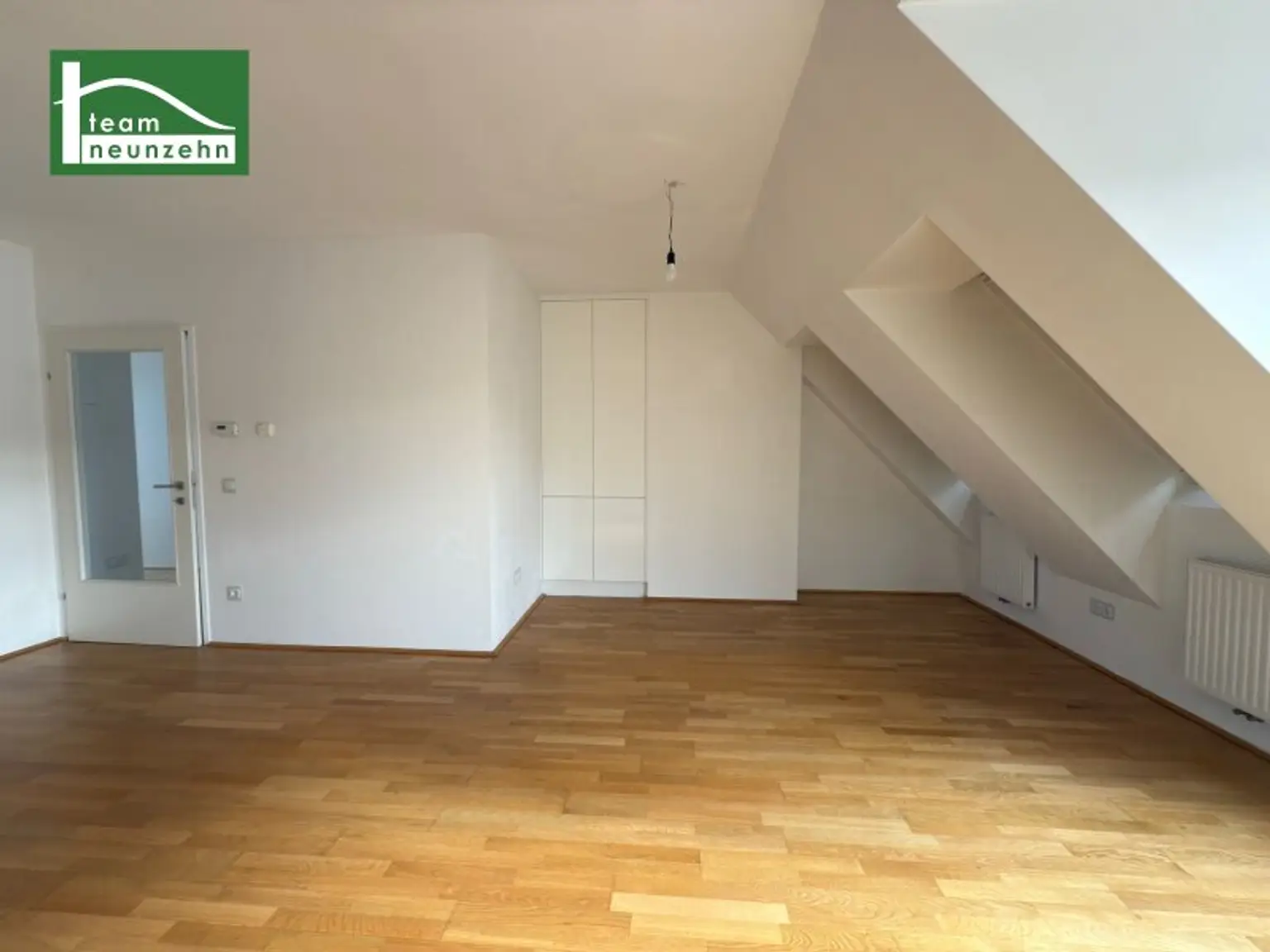 Exklusive 4-Zimmer-Wohnung in Bestlage beim Rochusmarkt ab sofort verfügbar *Inkl Küche*