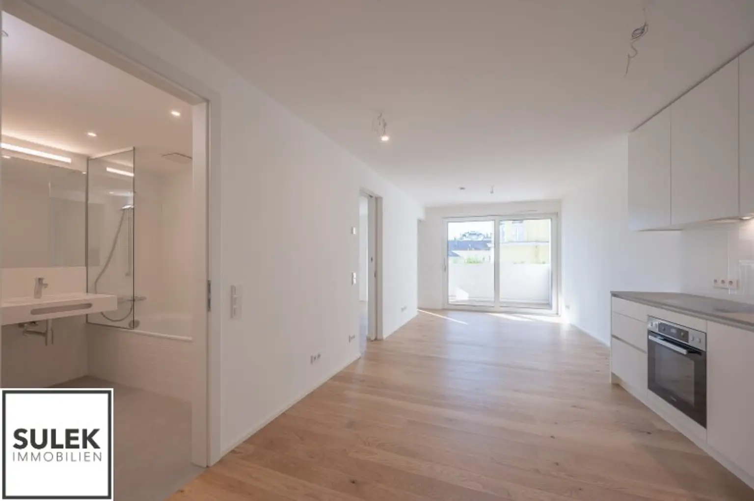 *ab 01/2026* 2 Zimmer Zweitbezugswohnung mit sonniger Loggia nahe U4