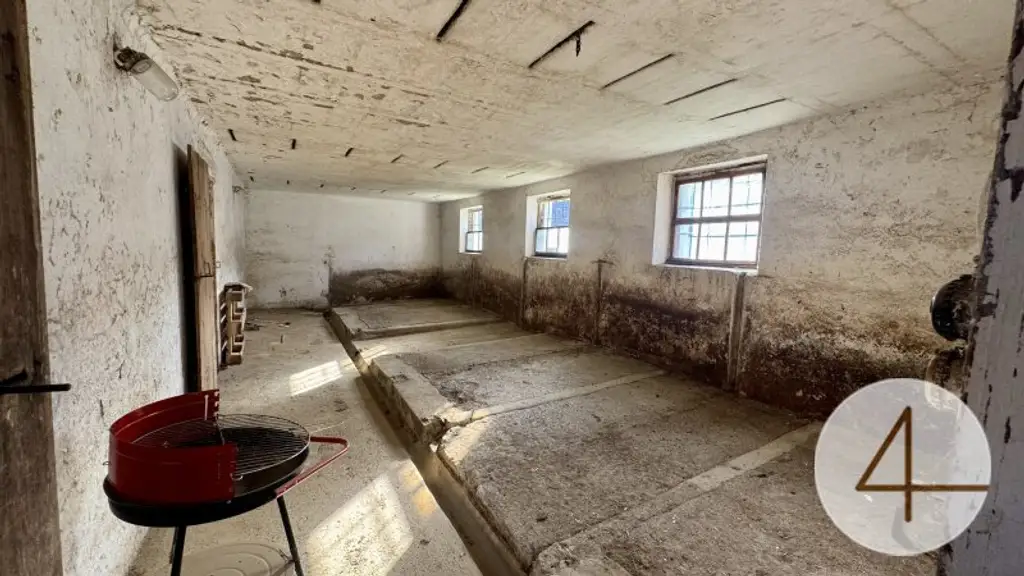 bezugsfertiges Haus mit viel Platz - zum Schnäppchenpreis