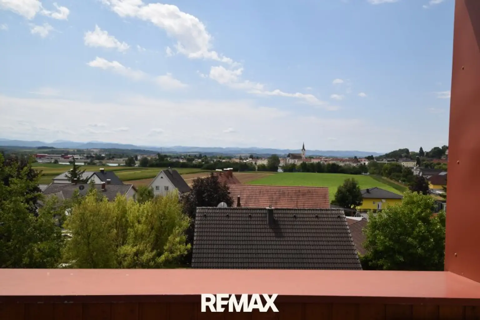 schöne Aussichtslage