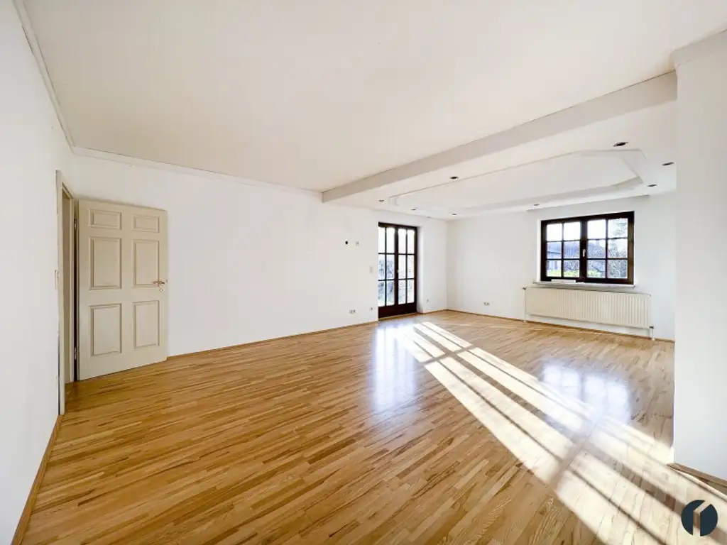 Elegantes Einfamilienhaus in Zeiselmauer mit Garten, Garage und Wellnessbereich