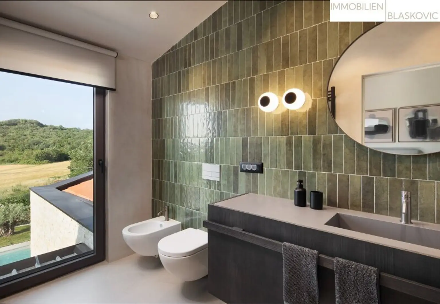 Luxus-Villa mit beheiztem Pool und Wellnessbereich in Vrsar - Erstbezug mit Top-Ausstattung!