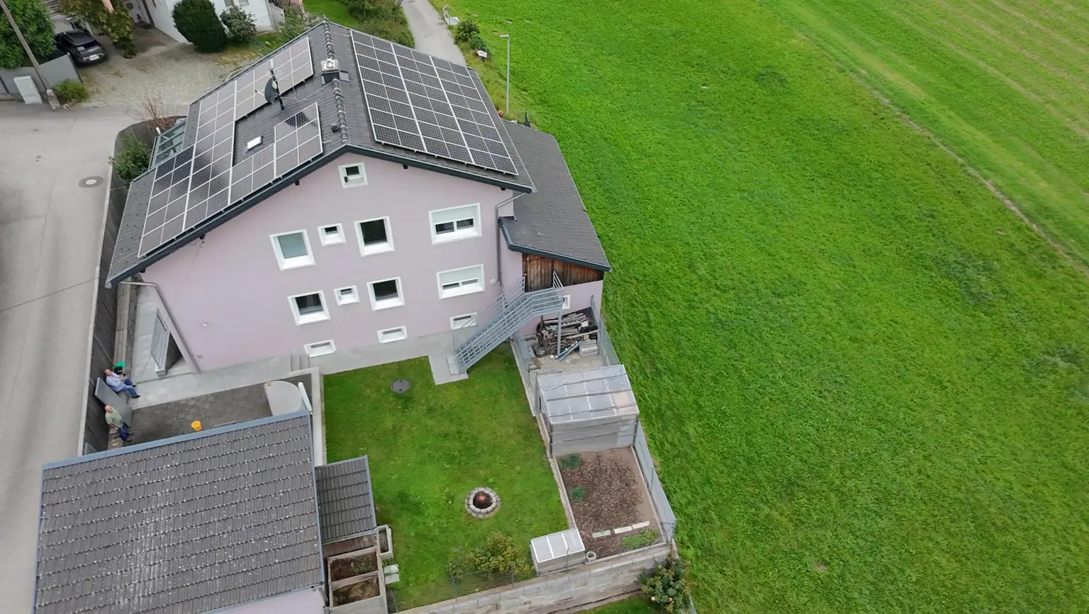 Energieeffizientes Ein-/Zweifamilienhaus in bester Lage