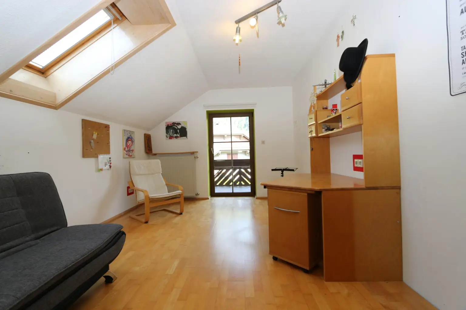 Zimmer 3 _ DG