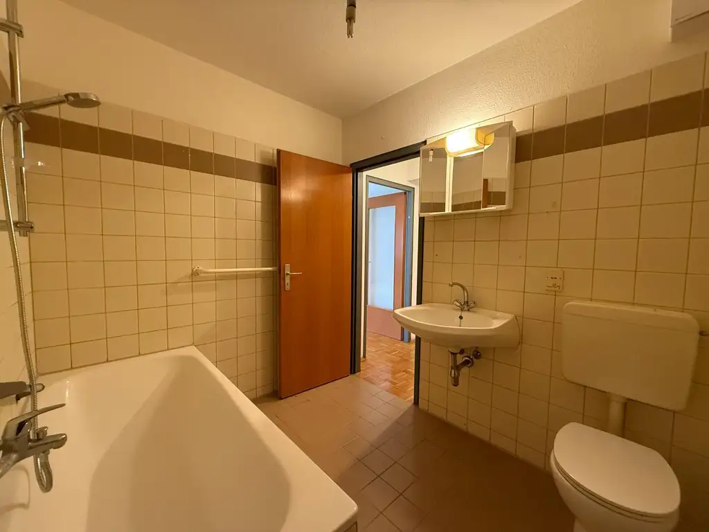 Einziehen oder Vermieten! Nähe U1 - helle & ruhige Wohnung - OPEN HOUSE 8.10. !!!