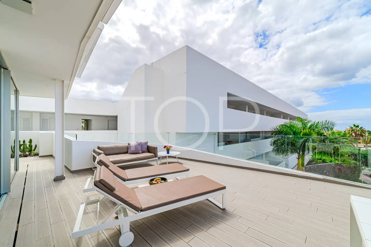20250930 - 40 - Mi Paraiso - Baobab Suites - V1-4