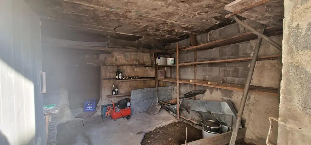 Gepflegter Vierkanthof mit Nebengebäude und eigenem Wald im idyllischen Südburgenland