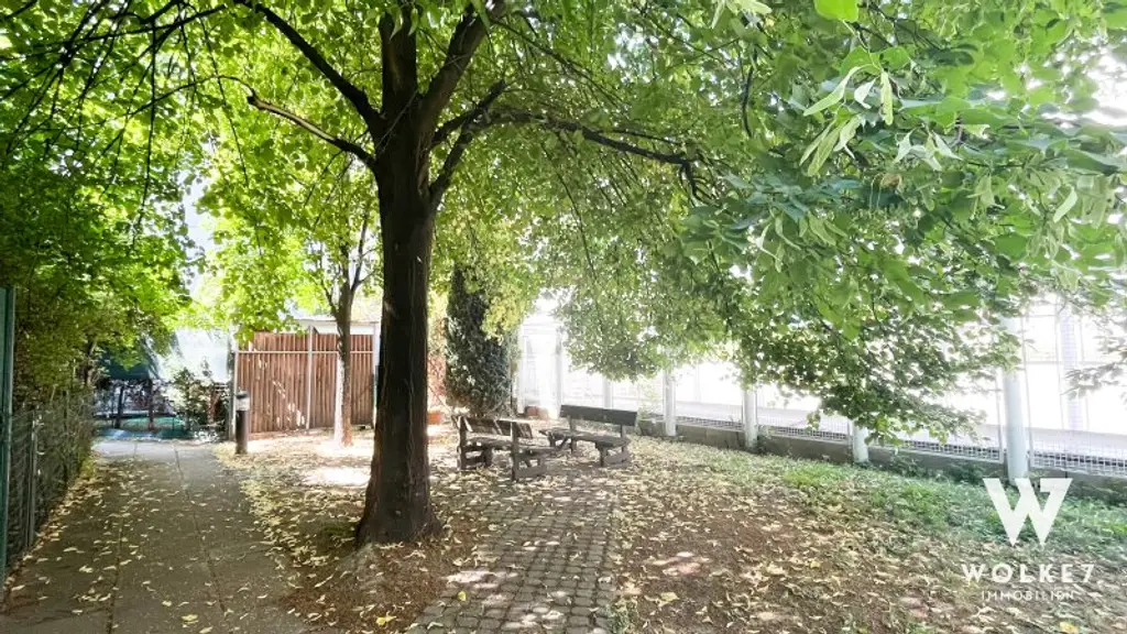 Helle und ruhige 4-Zimmer-Maisonette mit Loggia in Neubau I Nähe Donau
