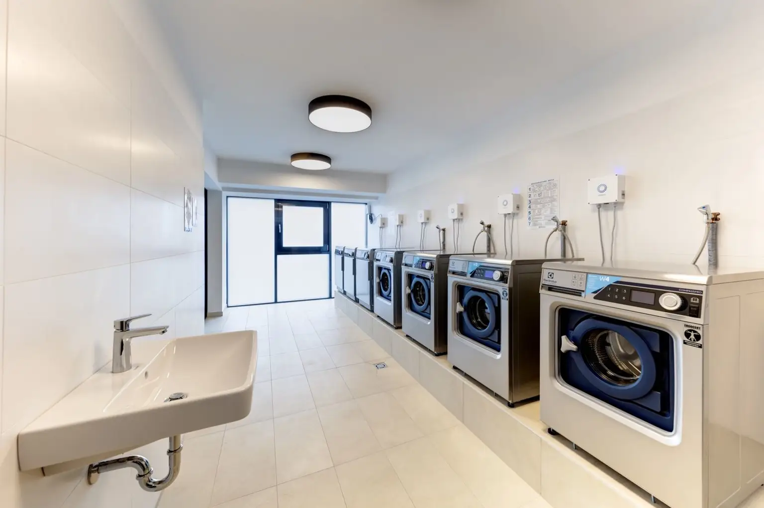 Dachgeschoss-Maisonette mit Garten direkt bei U1 Hauptbahnhof - Neubau Erstbezug + Jahreskarte Öffis
