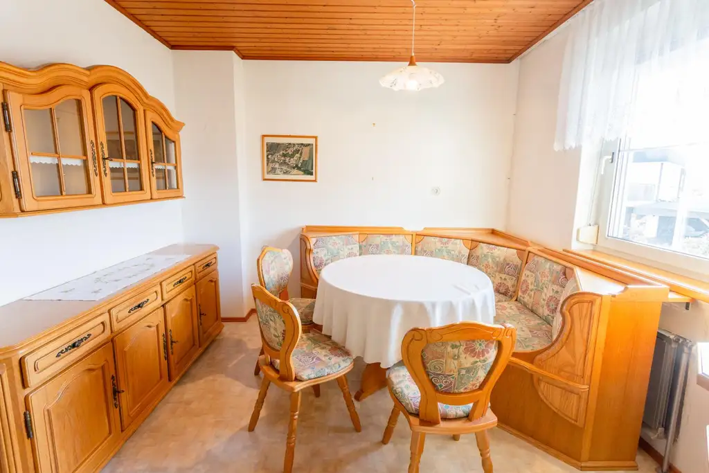 Einfamilienhaus als perfekte Basis für Ihr Traumhaus in der Weinregion Straßertal