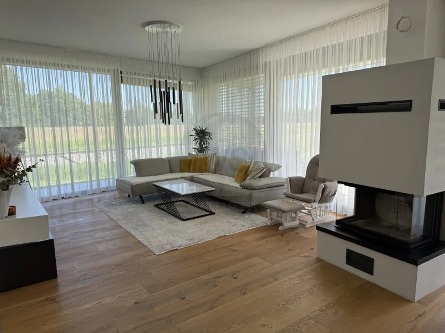 Traumhafter Erstbezug: Moderner Bungalow mit ca 200m² in Breitwiesen für 699.000 €!