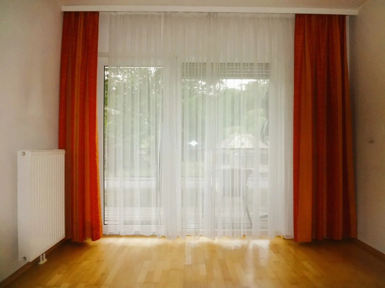 freundliches Schlafzimmer