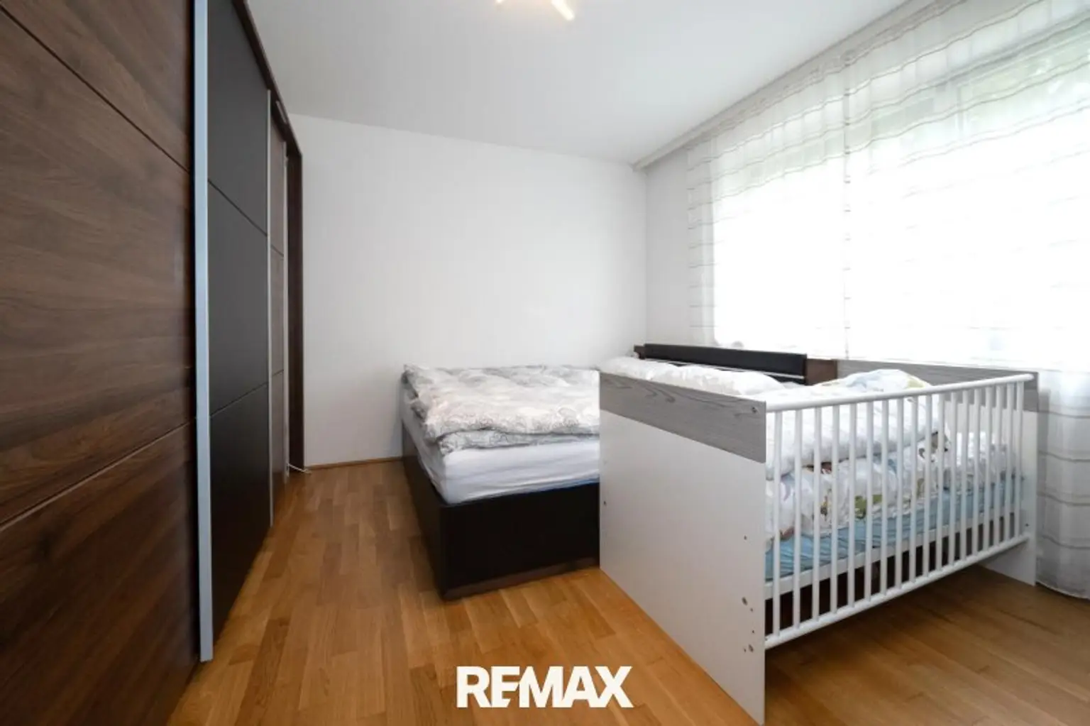 Schlafzimmer (OG)