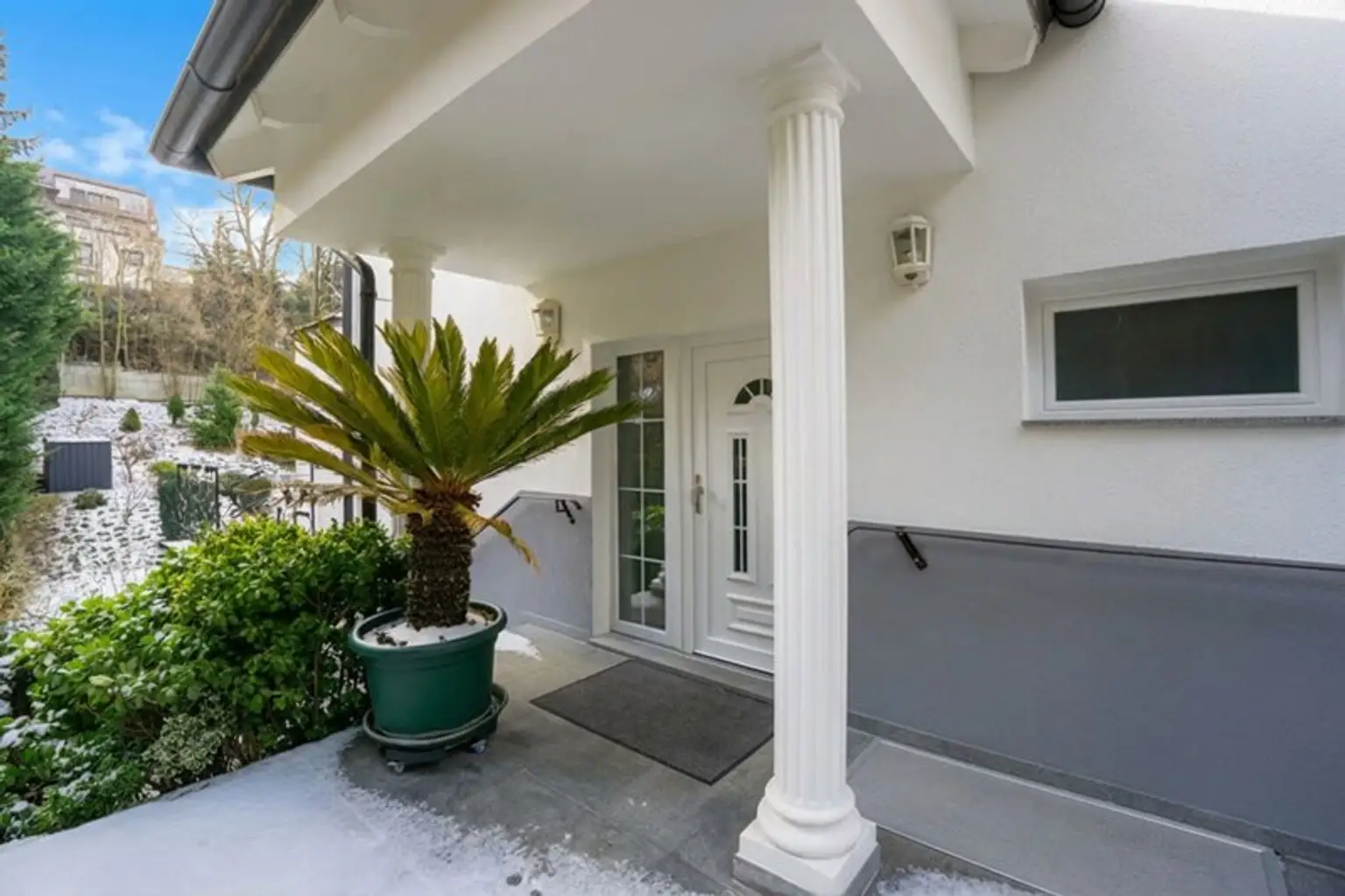 Eingang Mittelgeschoß