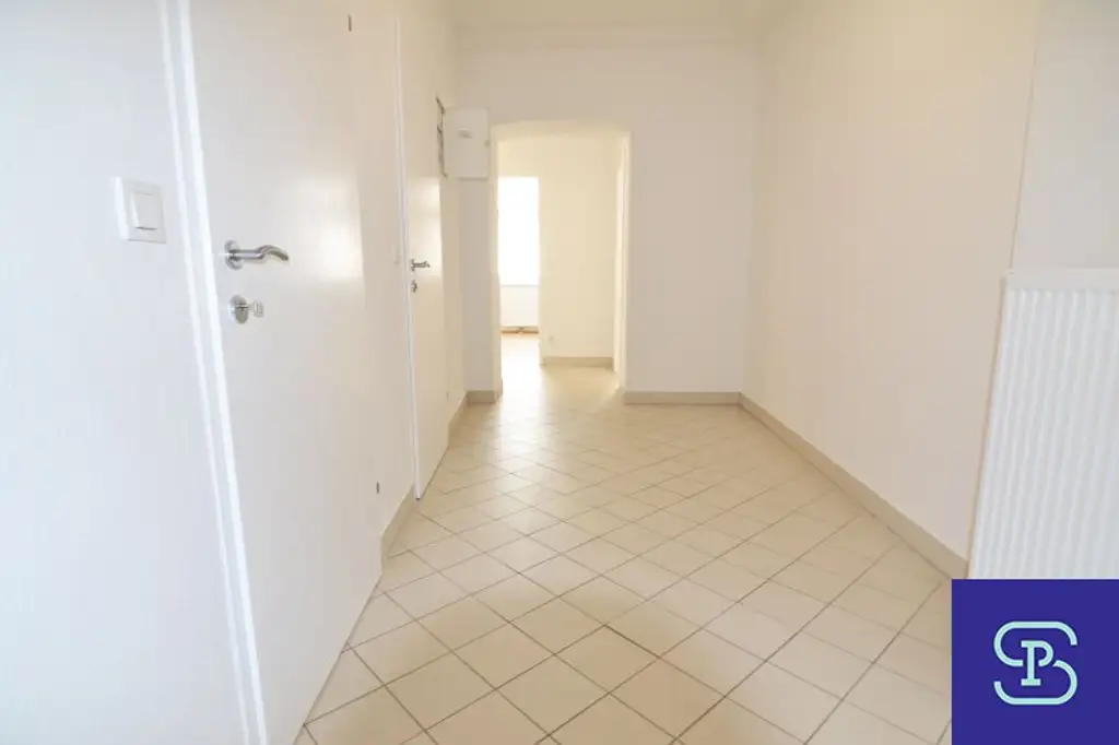Sanierter 69m² Altbau mit 3 Zimmern und Einbauküche im Eigentum - 1170 Wien