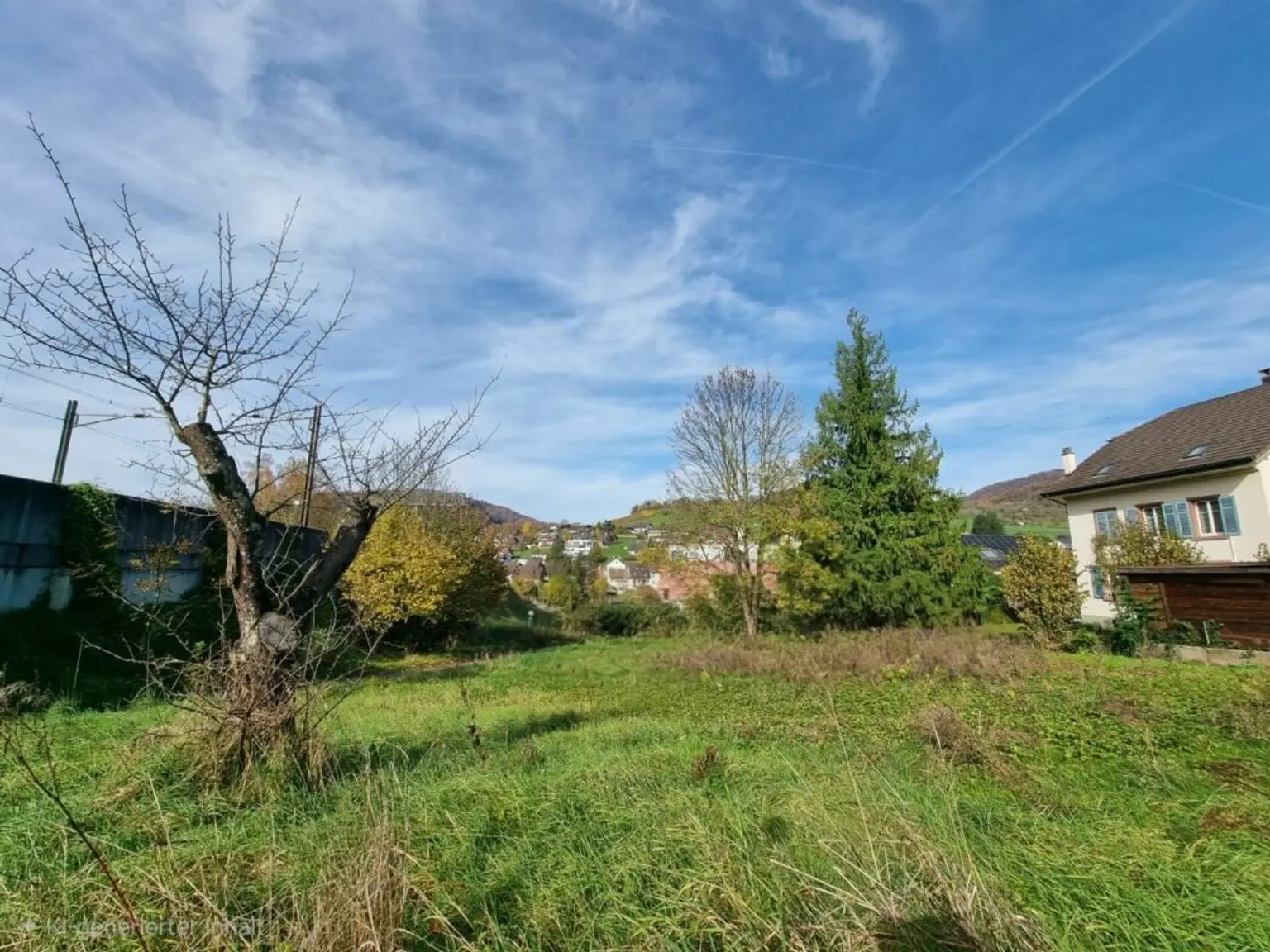 Rares Bauland an zentraler Lage!