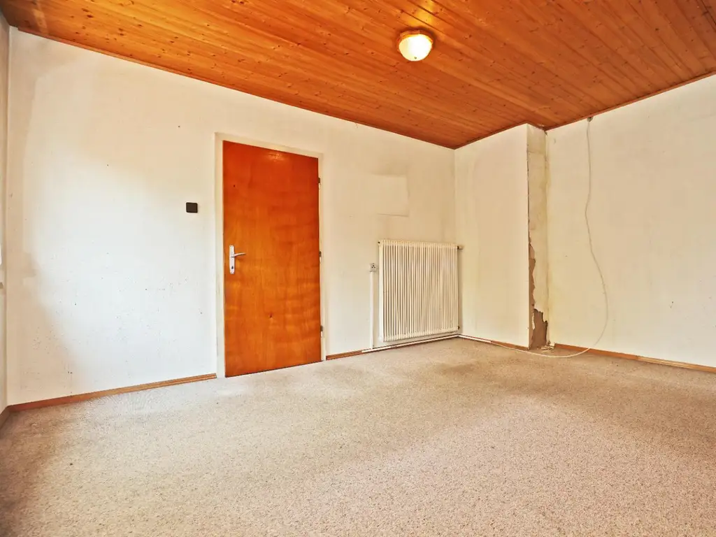 Haus auf Mietkaufvariante - Schönes ebenes Grundstück - 135m2 Wfl. - Vollkeller mit Garage - große Terrasse