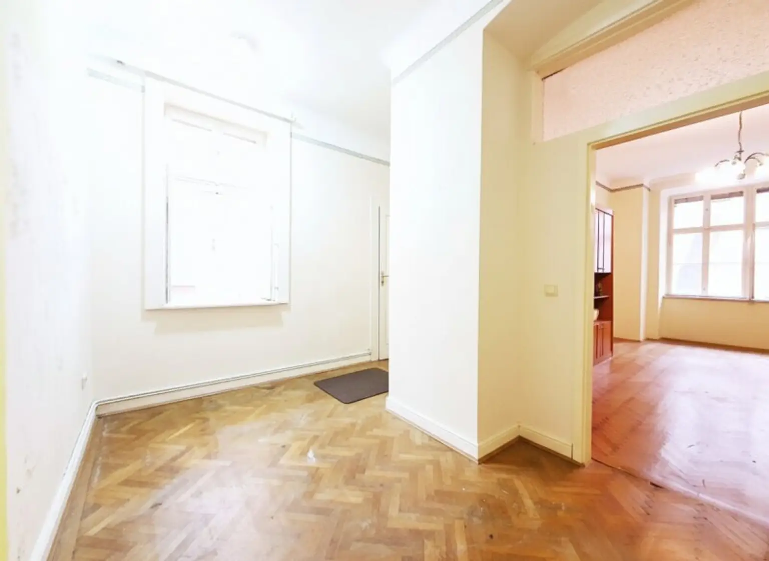 ++NEW++  ALTBAU-CHARME & flexibler Grundriss!  Luxury Ausführung in begehrter Lage des 18. Bezirks! Ebner-Eschenbach-Park