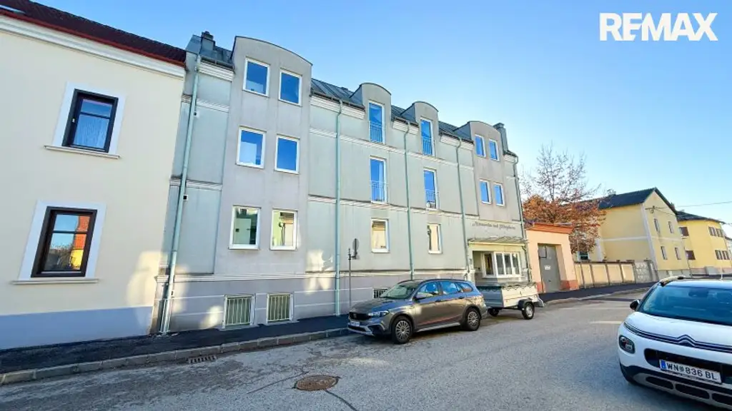 Ehemaliges Seniorenheim, gewerbliche Widmung, große Dachterrasse & 16 Garagen in Wiener Neustadt – Top Chance!