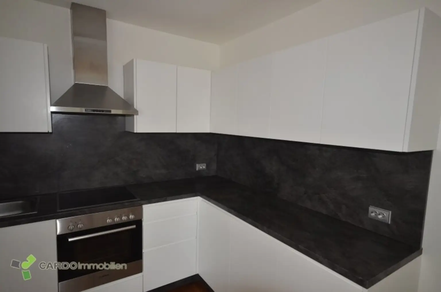 Attraktive Gewerbefläche zu vermieten – ca. 130 m², Nähe UNO City & U-Bahn