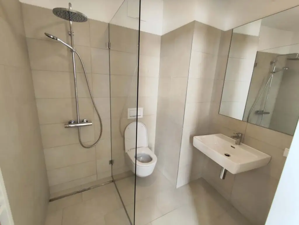 NEUBAU 4-Zimmer-ERSTBEZUG Gartenwohnung mit Terrassen in 1210 Wien! Top 2/5