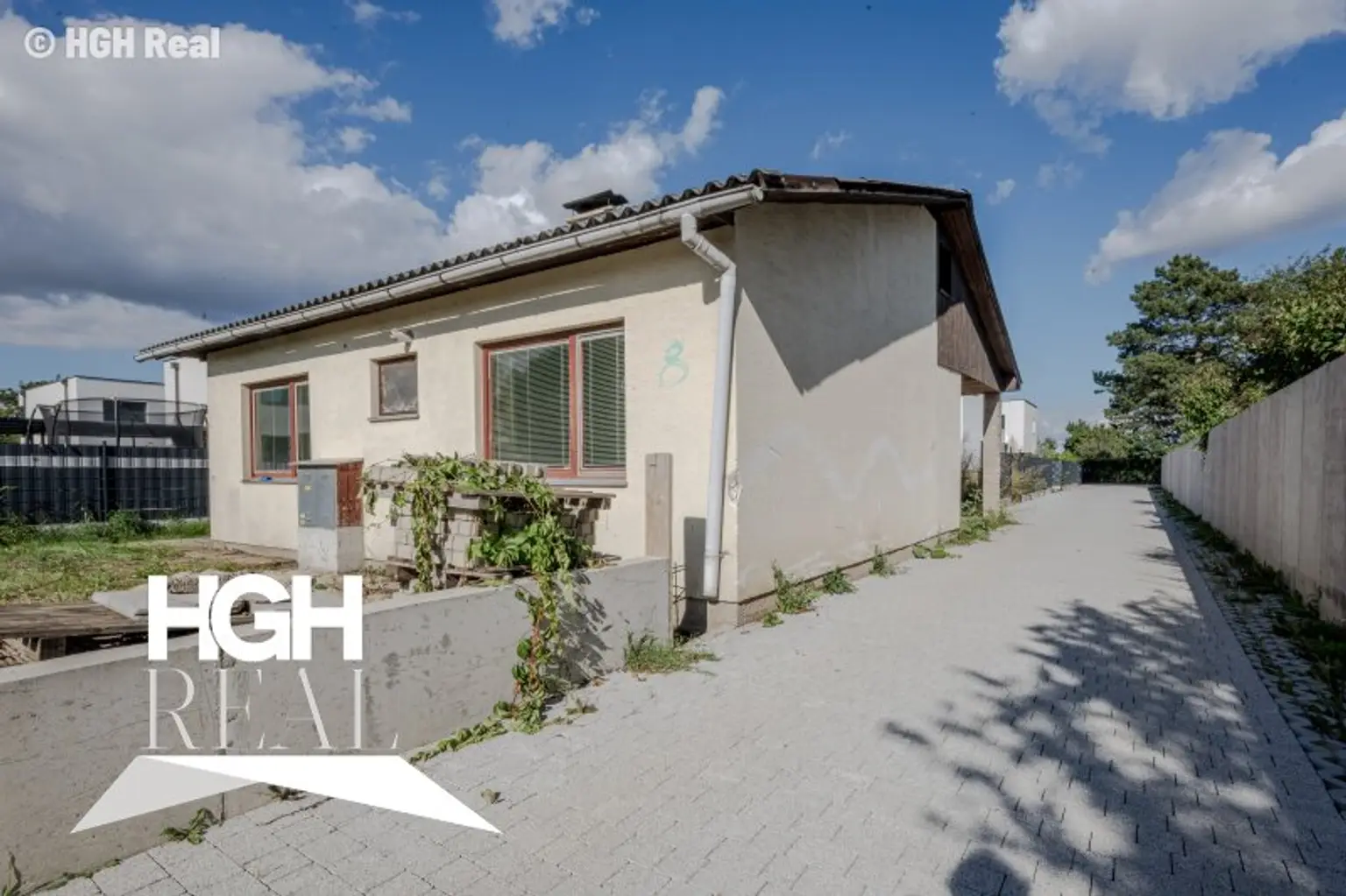 2231 Strasshof Charmanter Bungalow mit Garten und viel Potenzial nahe Bahnhof
