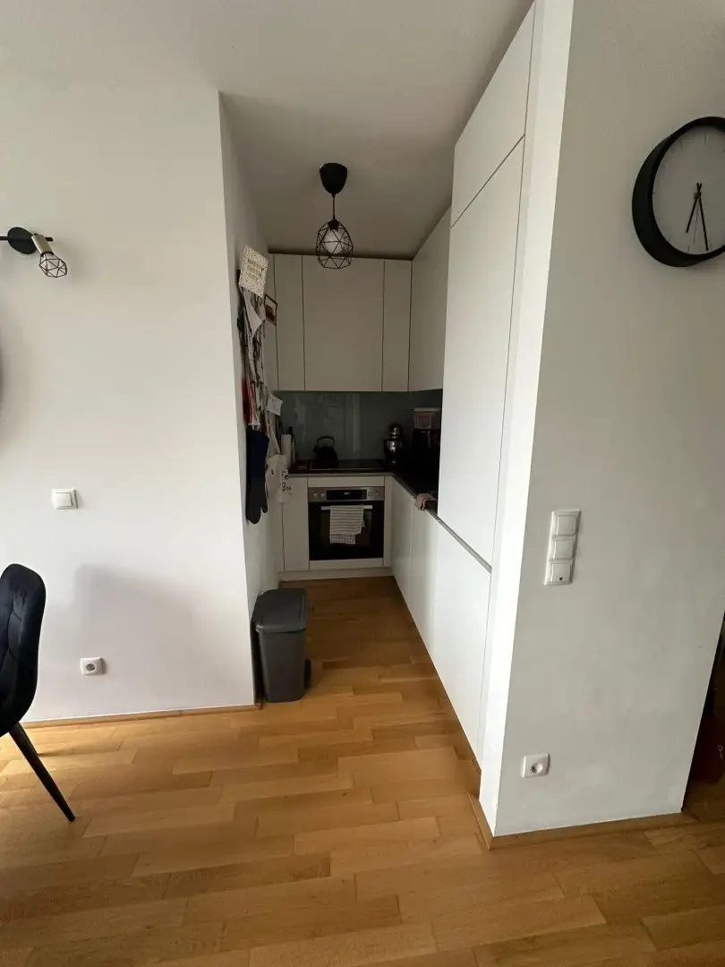 Klimatisierte Neubauwohnung mit hofseitigem Balkon im Dachgeschoss!!!