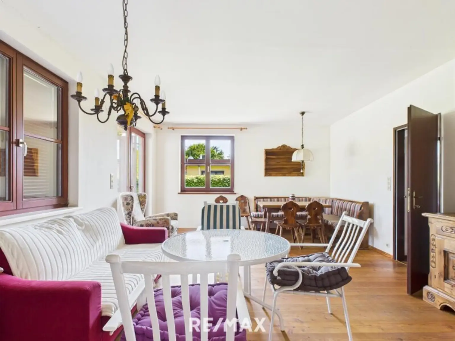 Wohn-Esszimmer -Ansicht 2