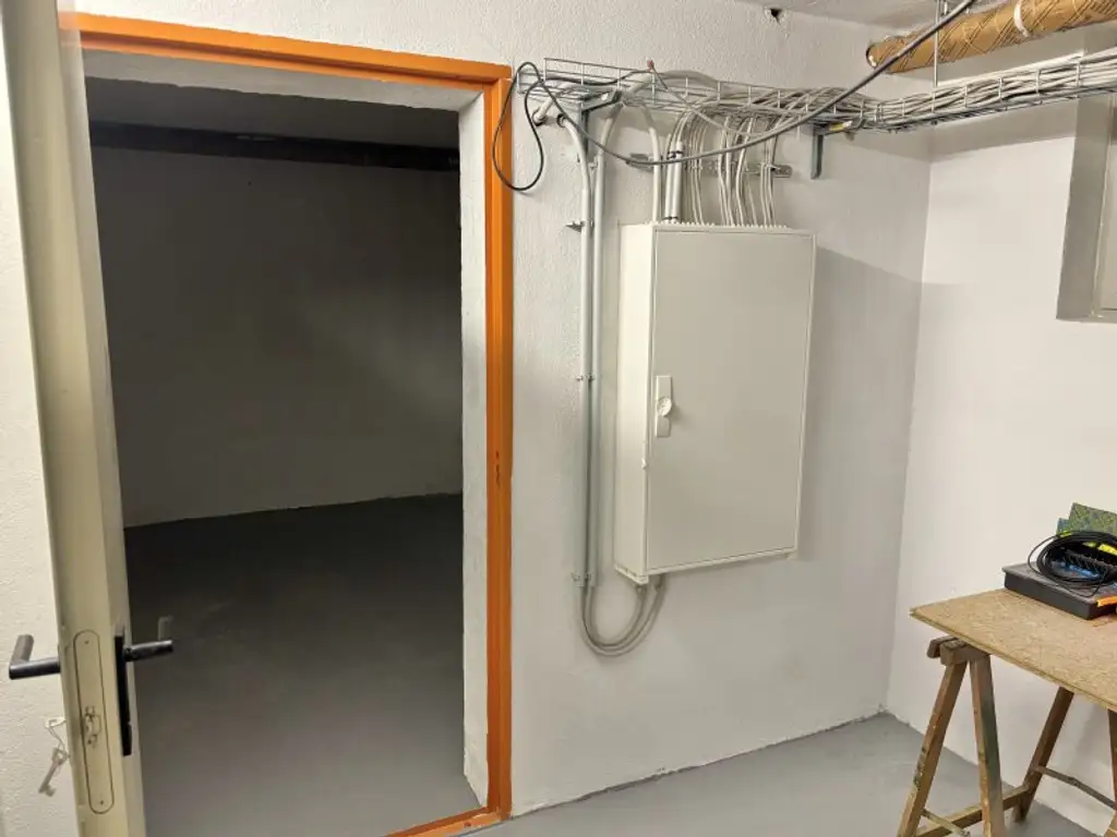 ** FAMILYS BEST **   Reinersdorf !! Bungalow mit ca. 122 m2 Wfl. in ruhiger, idyllischer Ortsrandlage mit ca. 1.200 m2 Eigengrund !!