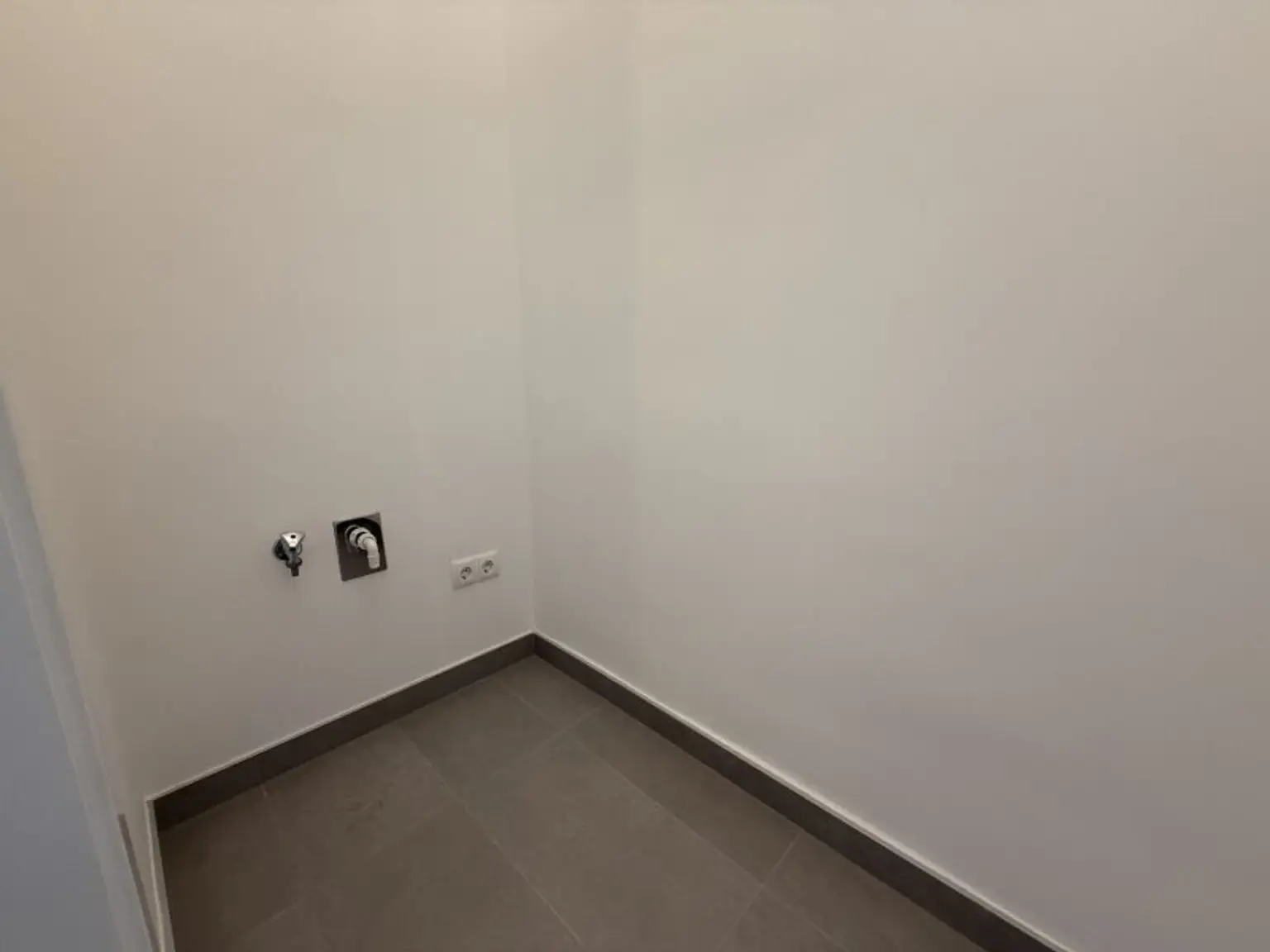 Vollsanierte 2-Zimmer-Wohnung in 1020 Wien – Ihr neues Zuhause wartet!