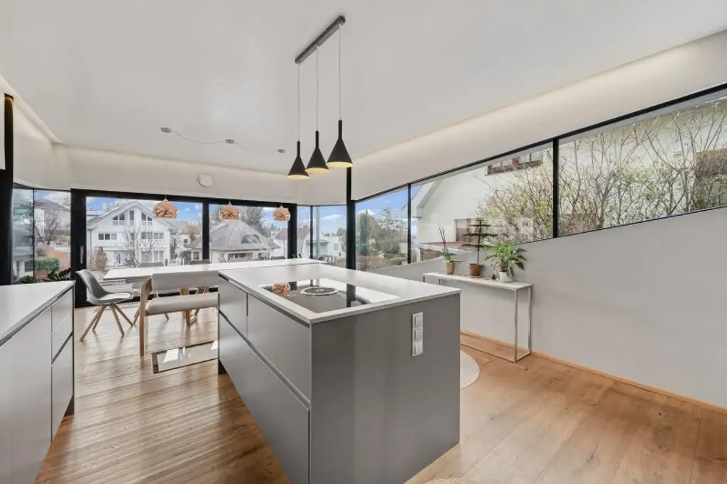 Architektenvilla mit Pool und Biosauna in 1230 Wien-Mauer