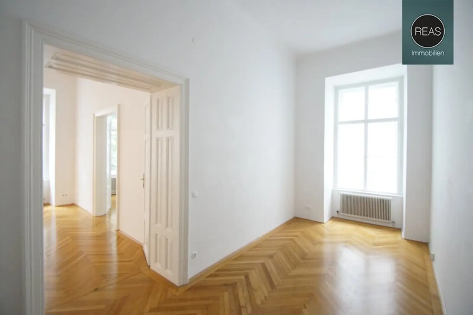 Wunderschönes Büro in perfekter Lage nahe Stadtpark! Stellplatz verfügbar!