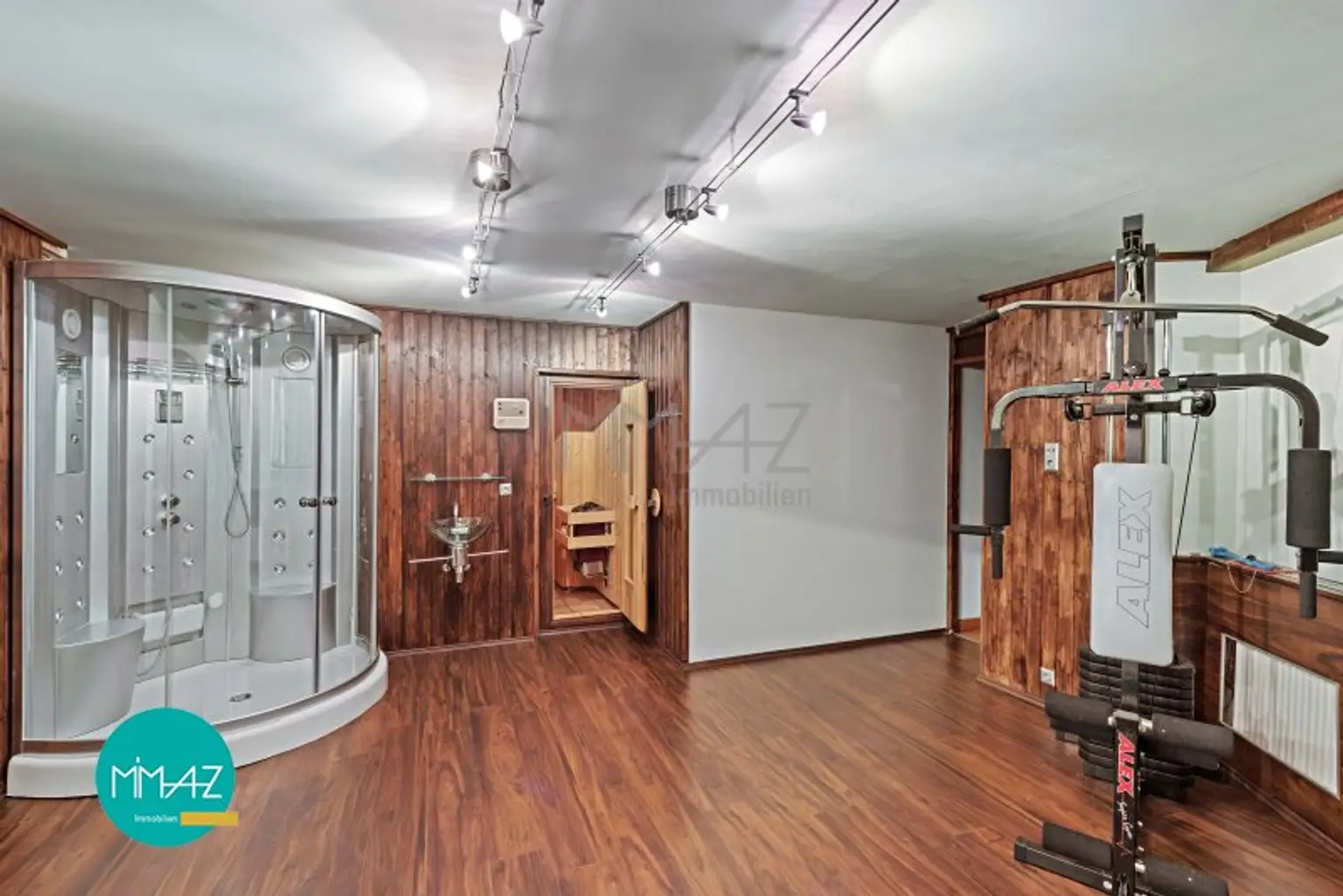 British Elegance in Vienna – A Home Like No Other! 5 rooms • 2 terraces • sauna • fitness room • garage! MOVE IN AND ENJOY!