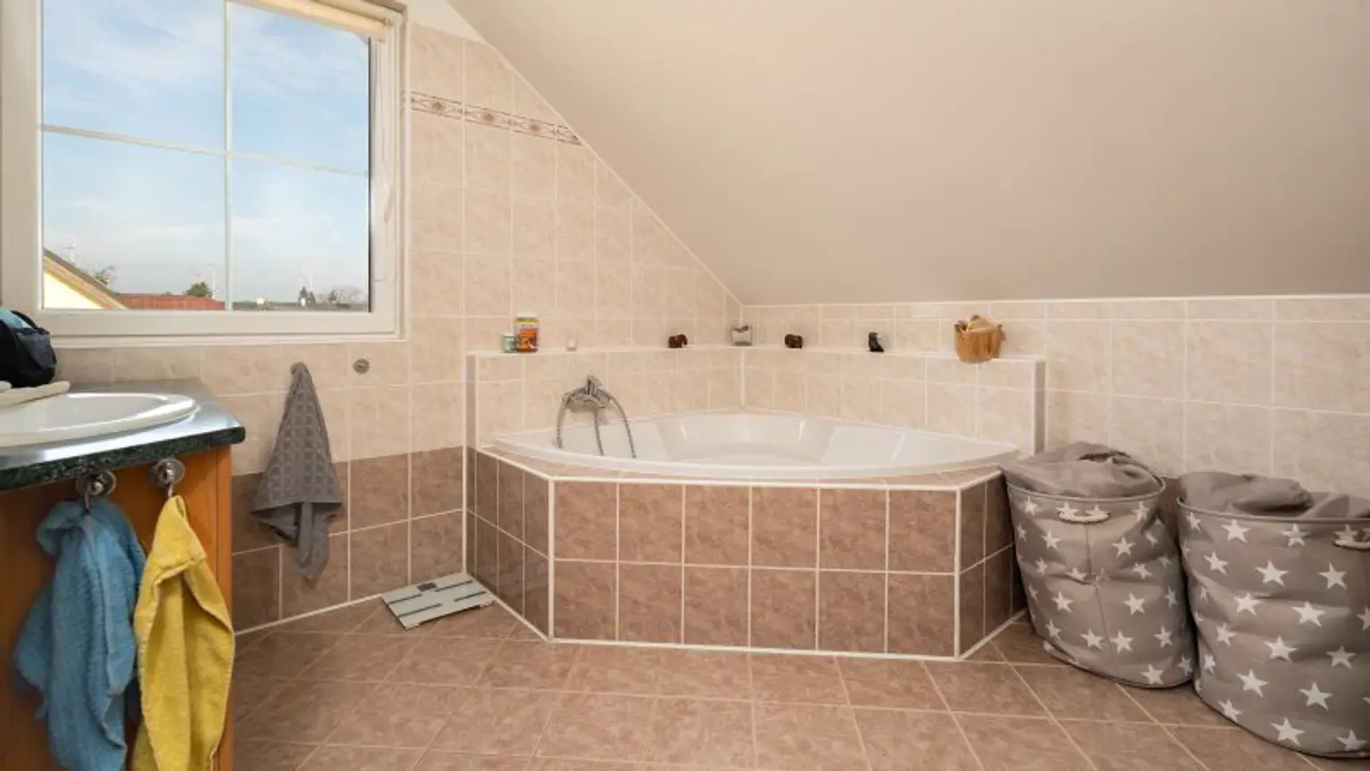 Einfamilienhaus gesucht? Koffer packen und einziehen!