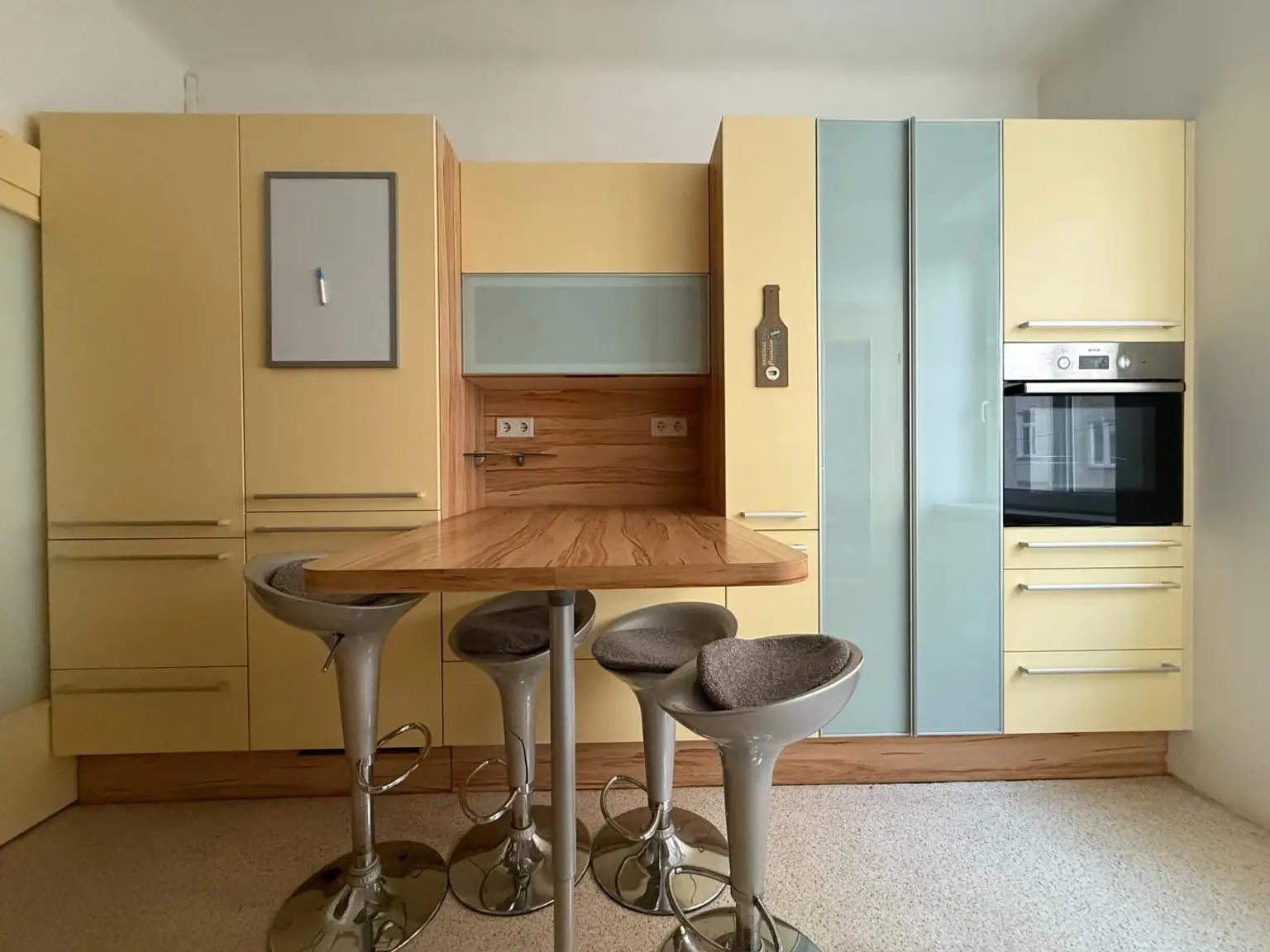 " 2,5-Zimmer mit Homeoffice-Möglichkeit und Top-Infrastruktur "