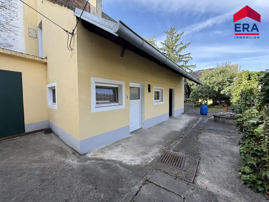 2130 Mistelbach - Einfamilienhaus mit uneinsehbarer Innenhof kleinem Stadl und diversen Nebenräumen!
