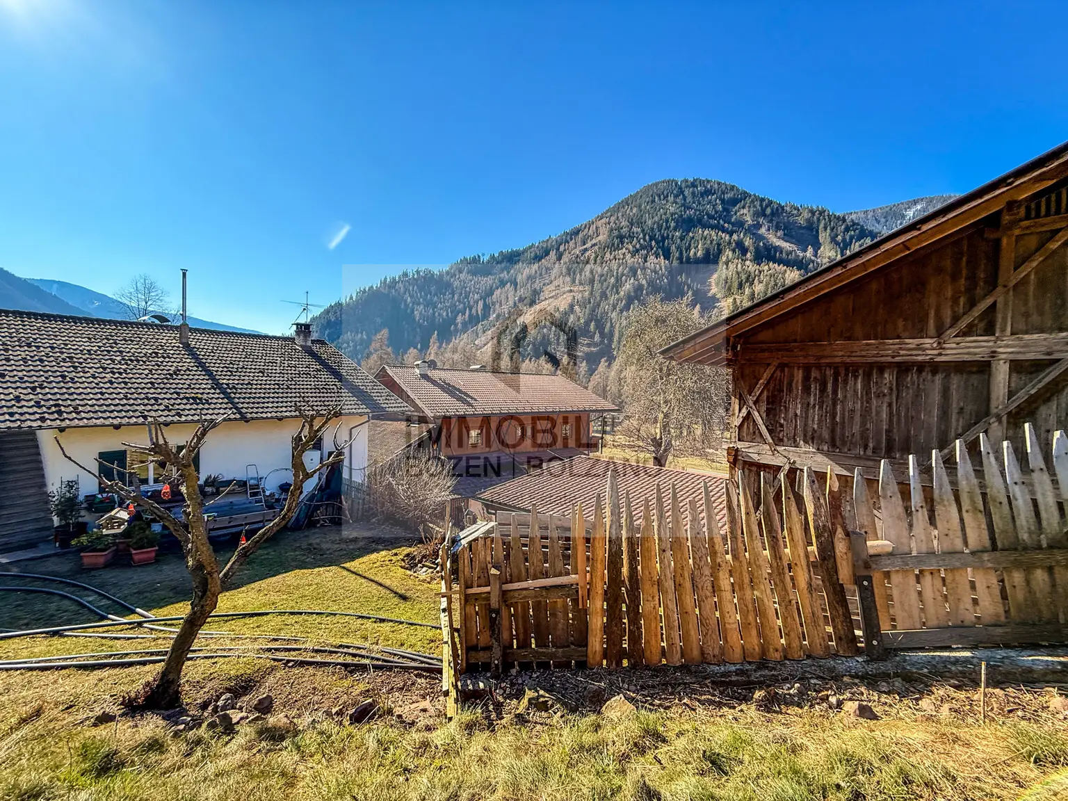 Bauernhof in sonniger Panoramalage – ein Juwel mit Potenzial