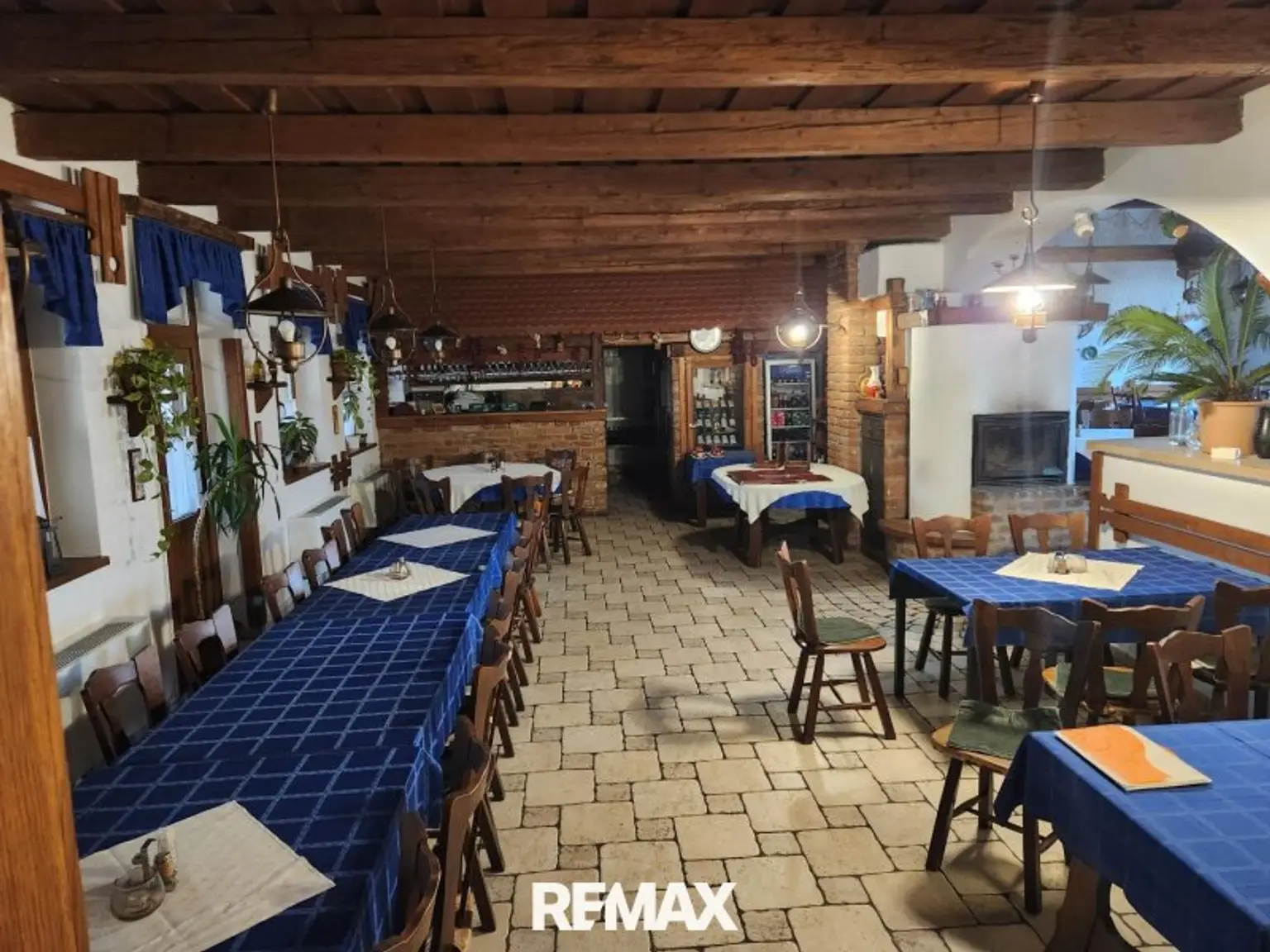 Breakfast Room