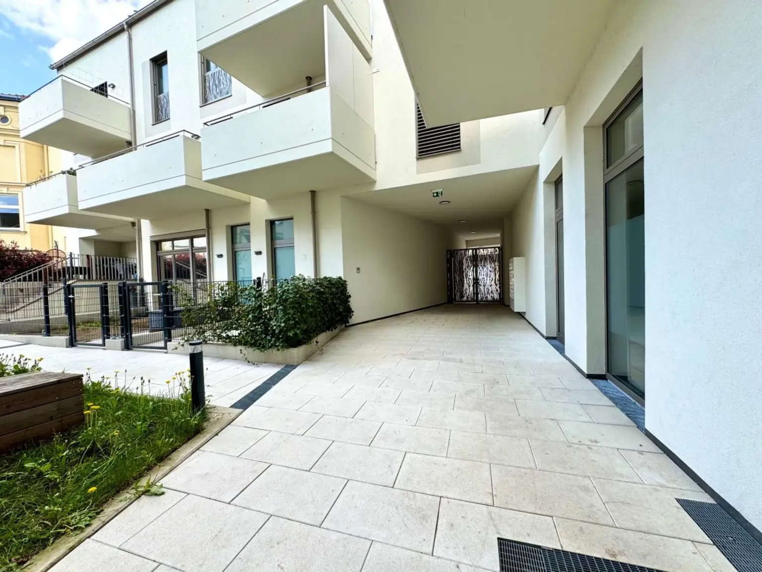 V | ++ NEU ++ Exklusives WOHNEN/ARBEITEN mit zwei sonnigen TERRASSEN | Prima Service Immobilien