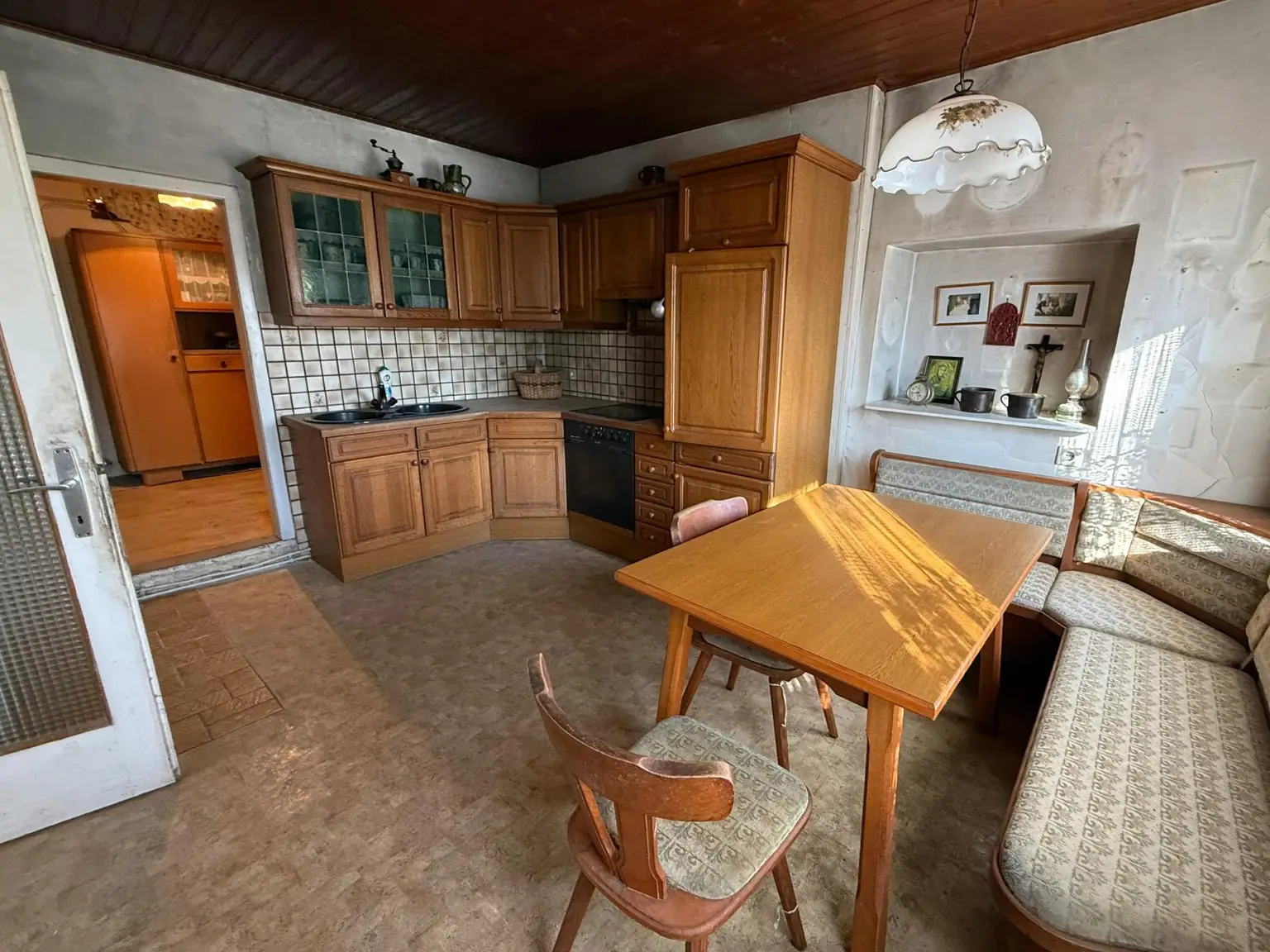 Altbau / EG rechts / Küche